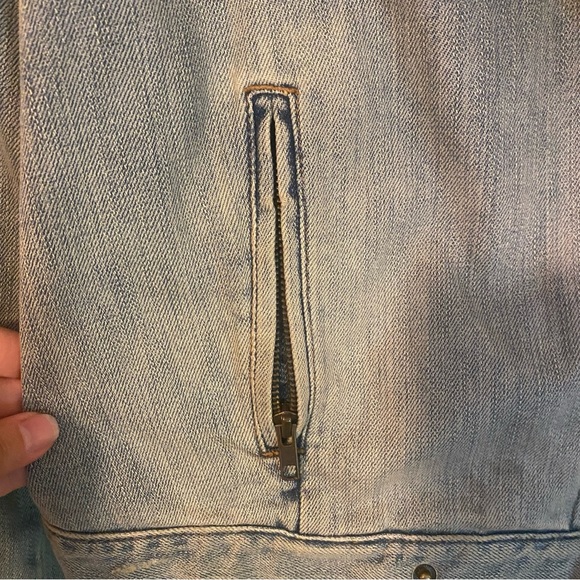 Gap stonewash denim motorcycle jacket - Picture 4 of 14
